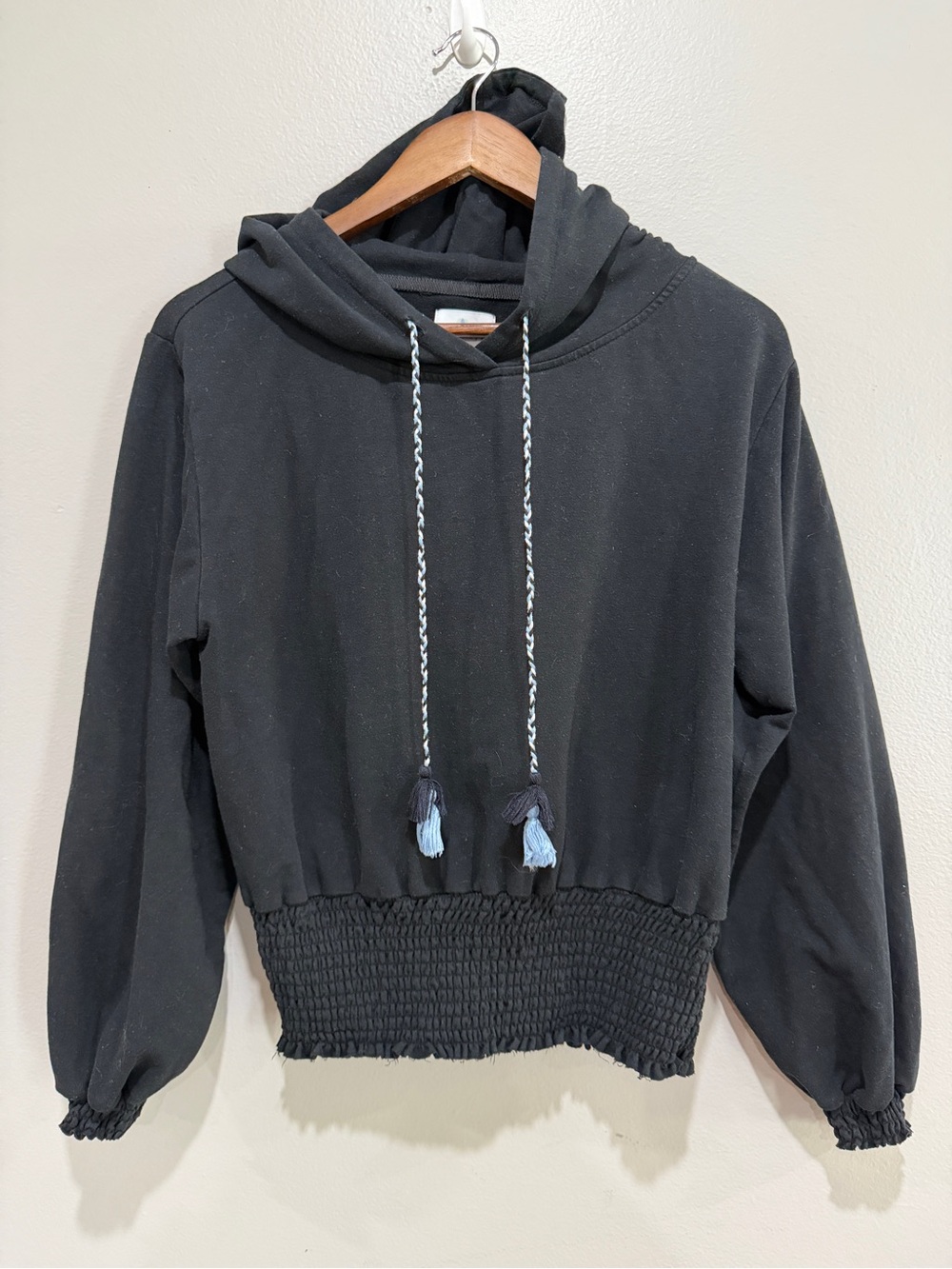 Sundays Mott Hoodie Black Smocked Cropped Hoodie Size 1 Anthropologie